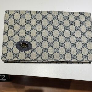 Gucci Beige and Navy GG Canvas Clutch